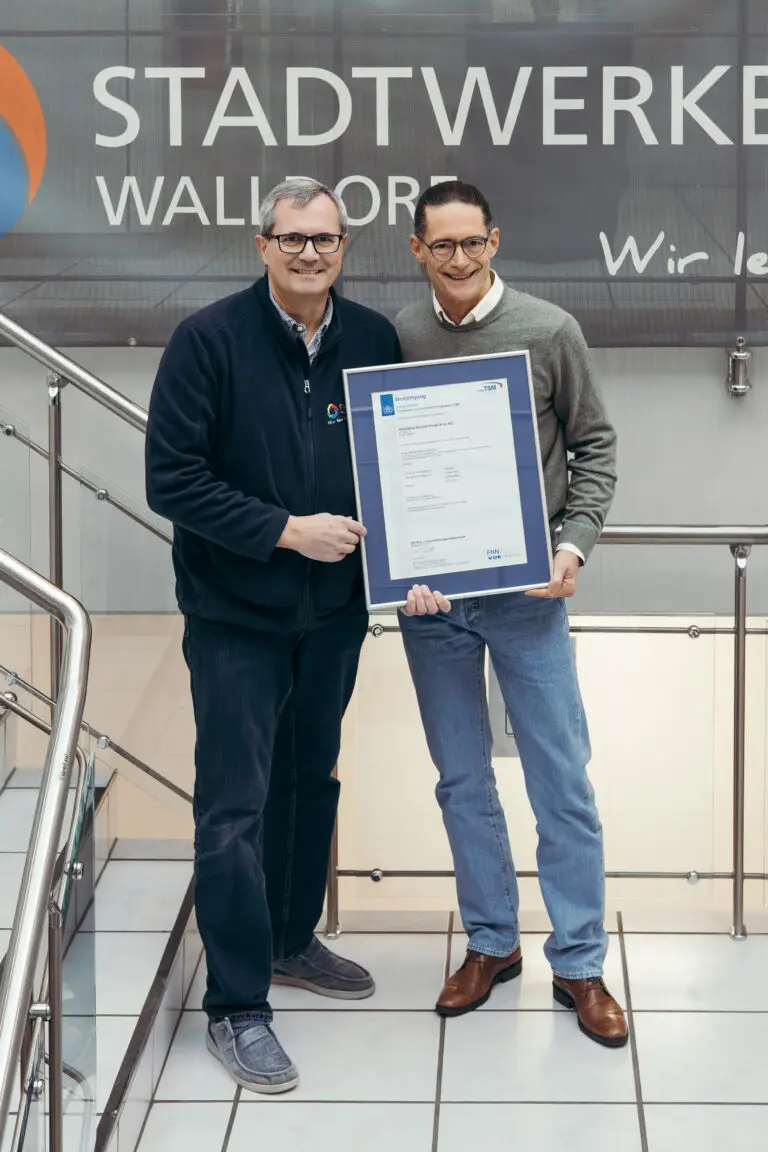 Urkunden&uuml;bergabe